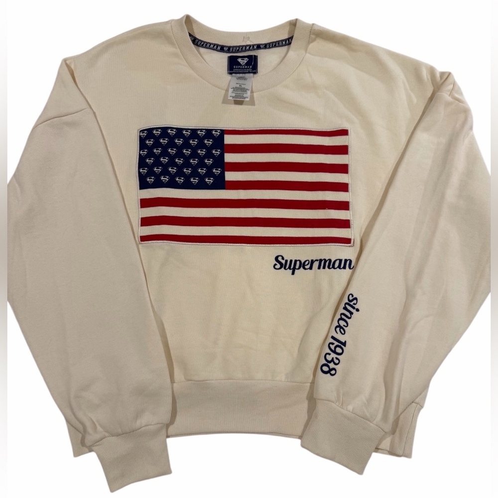 NWOT Superman Official Cream Off-white American Flag Oversized Sweatshirt XL